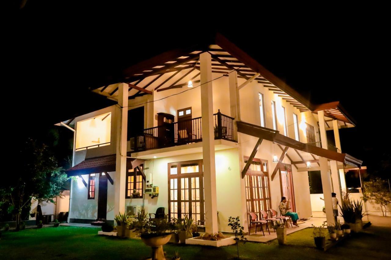 Howick Residence Katunayake Exterior photo